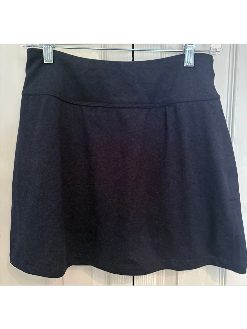 Tangerine navy soft skort size small